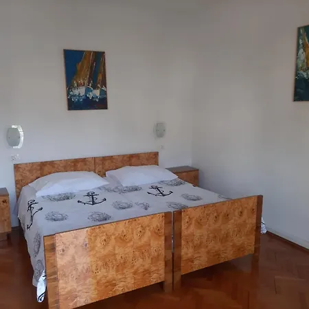 Kadmen Apartman Ika